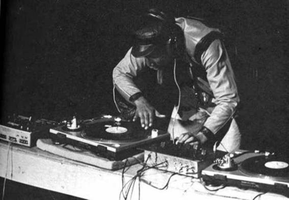 Grandmaster Flash Raises the Bar