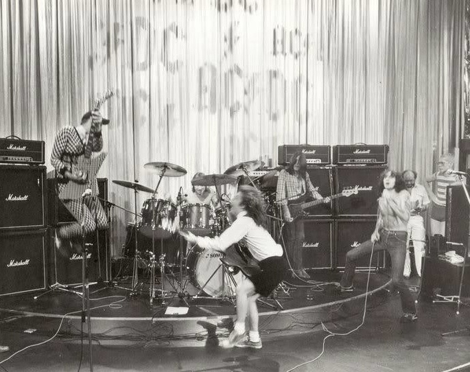 Guitars Screaming Over the Crowd