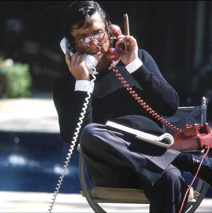 Business Casual, Payphone Chaos