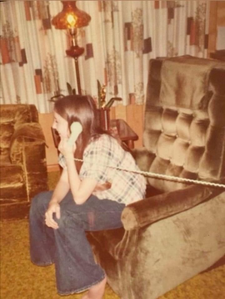 Living Room, Live Updates