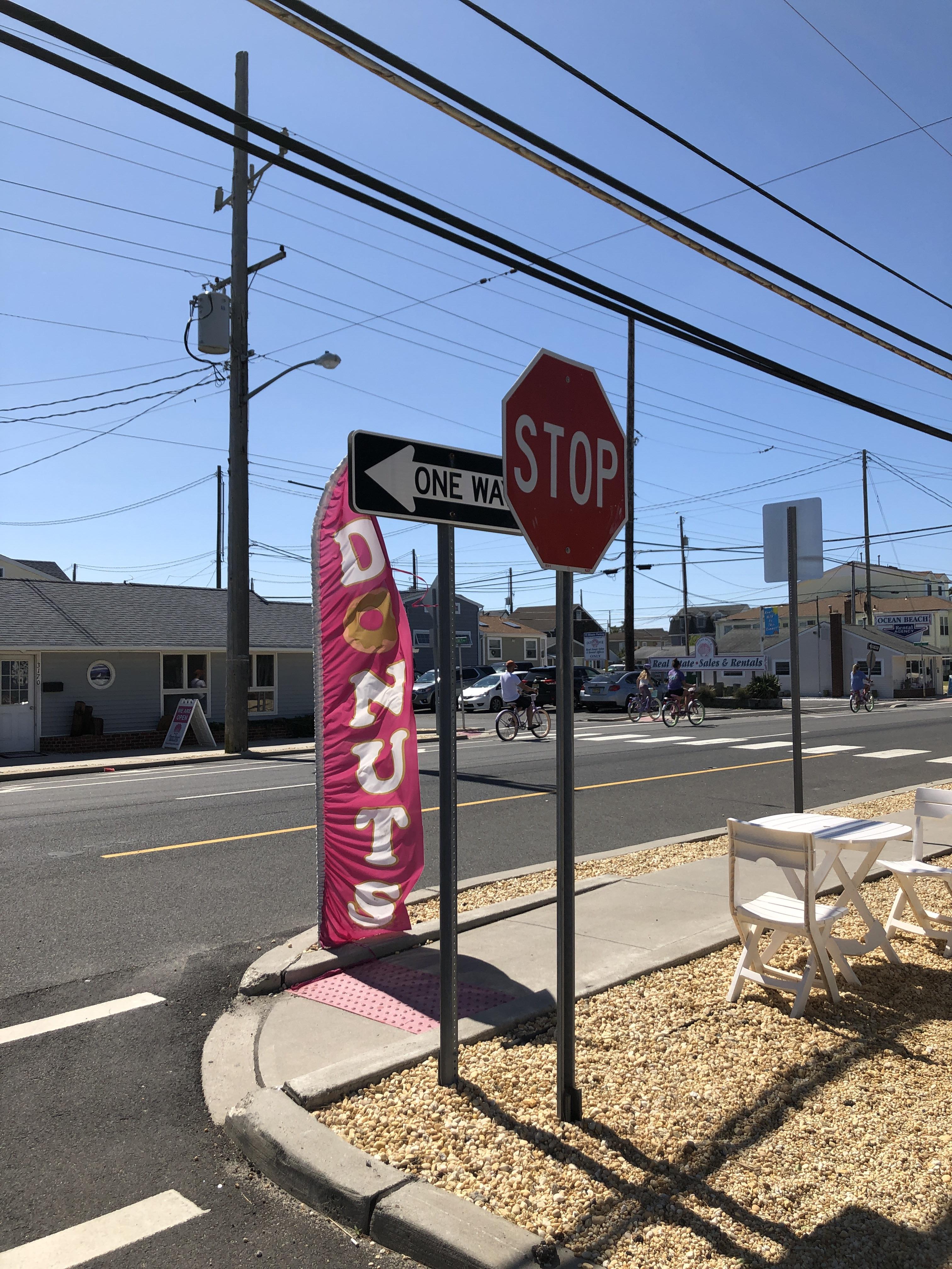 What could go wrong putting the signs like that?