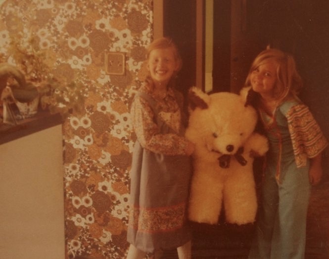 Groovy Walls & Childhood Dreams