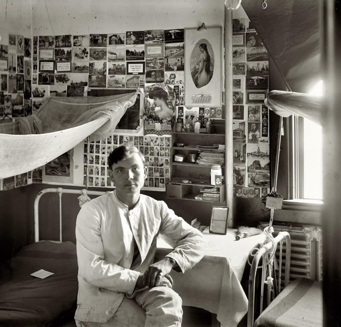 Posters, Pin-Ups & Baseball