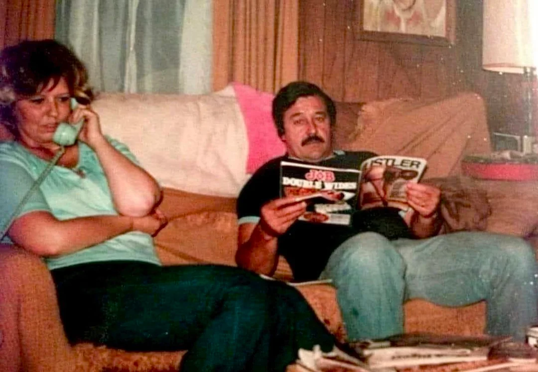 Calls and magazine, perfect balance.