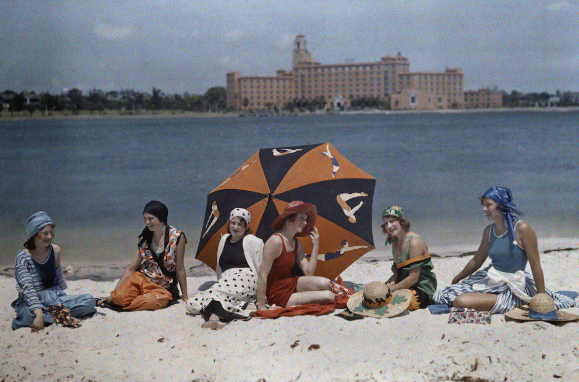 Luminous Leisure: Autochrome Ladies of 1930