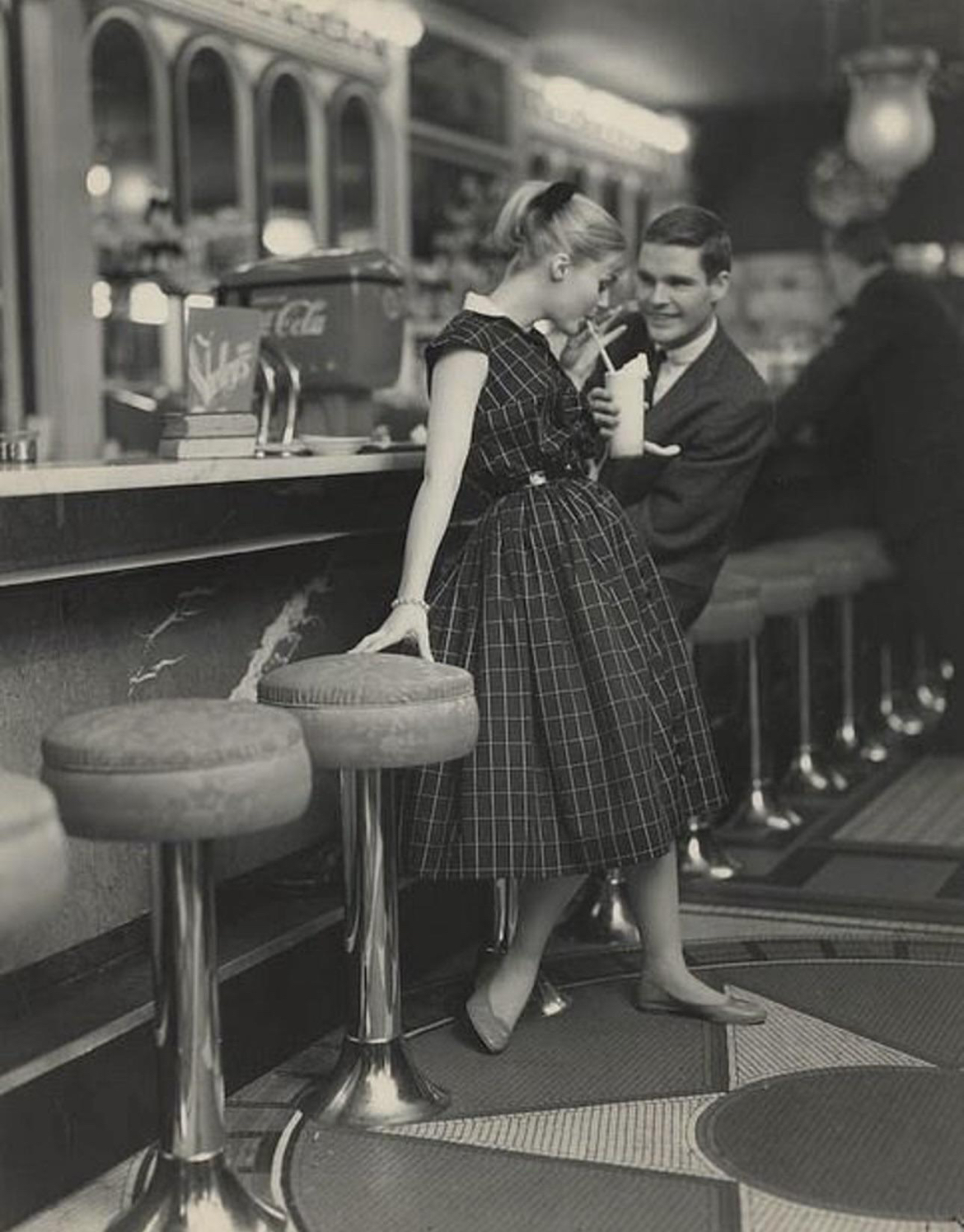 Milkshakes & First Dates: Teen Love in the '50s
