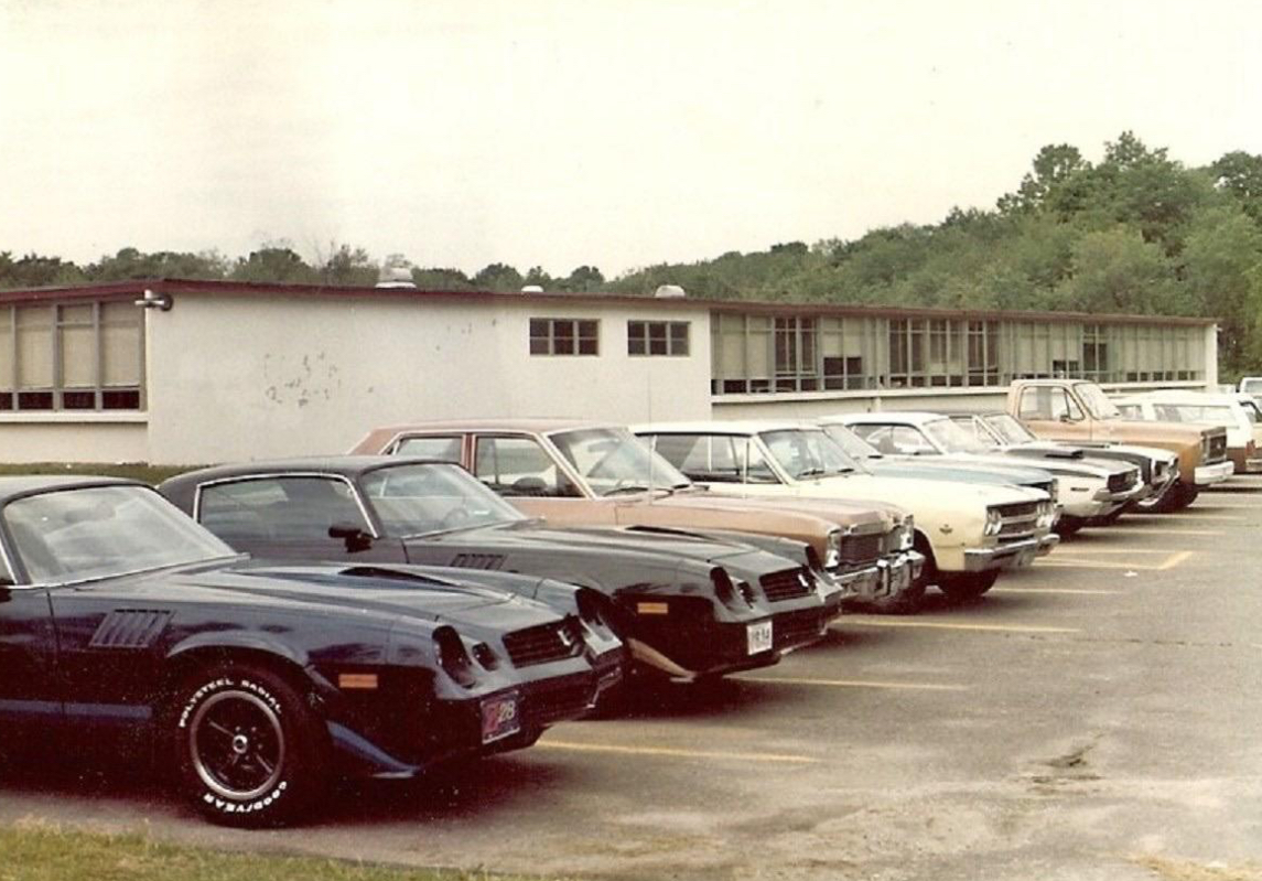 Rows of Cars, Endless Stories