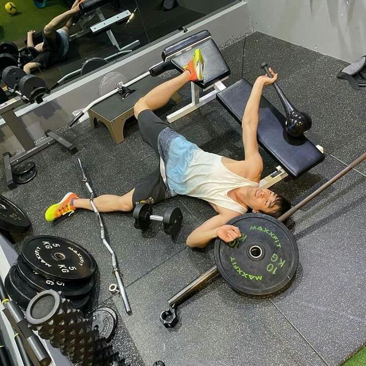 “YOU RUINED MY SET!!!”