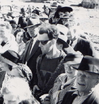 The time travelling hipster