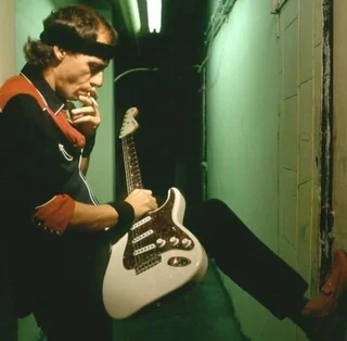 Dire Straits - “Sultans of Swing”