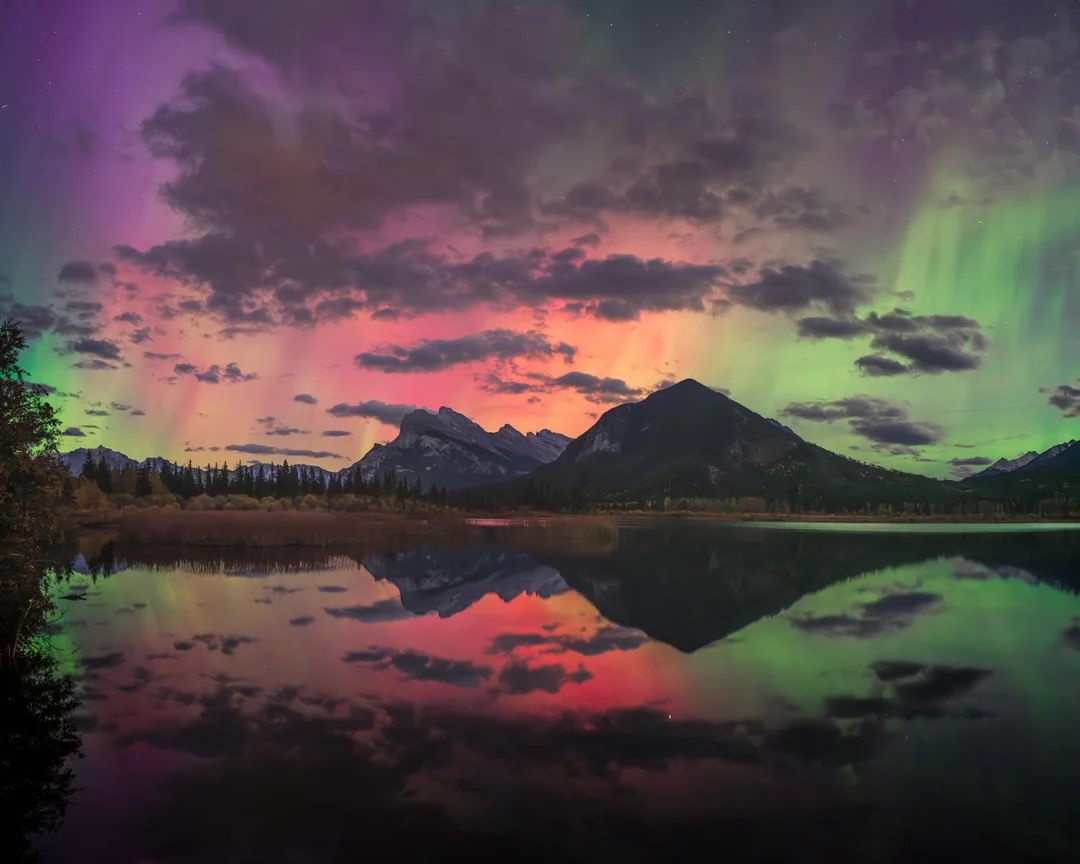 The northern light making us feel hopeful with its colors.