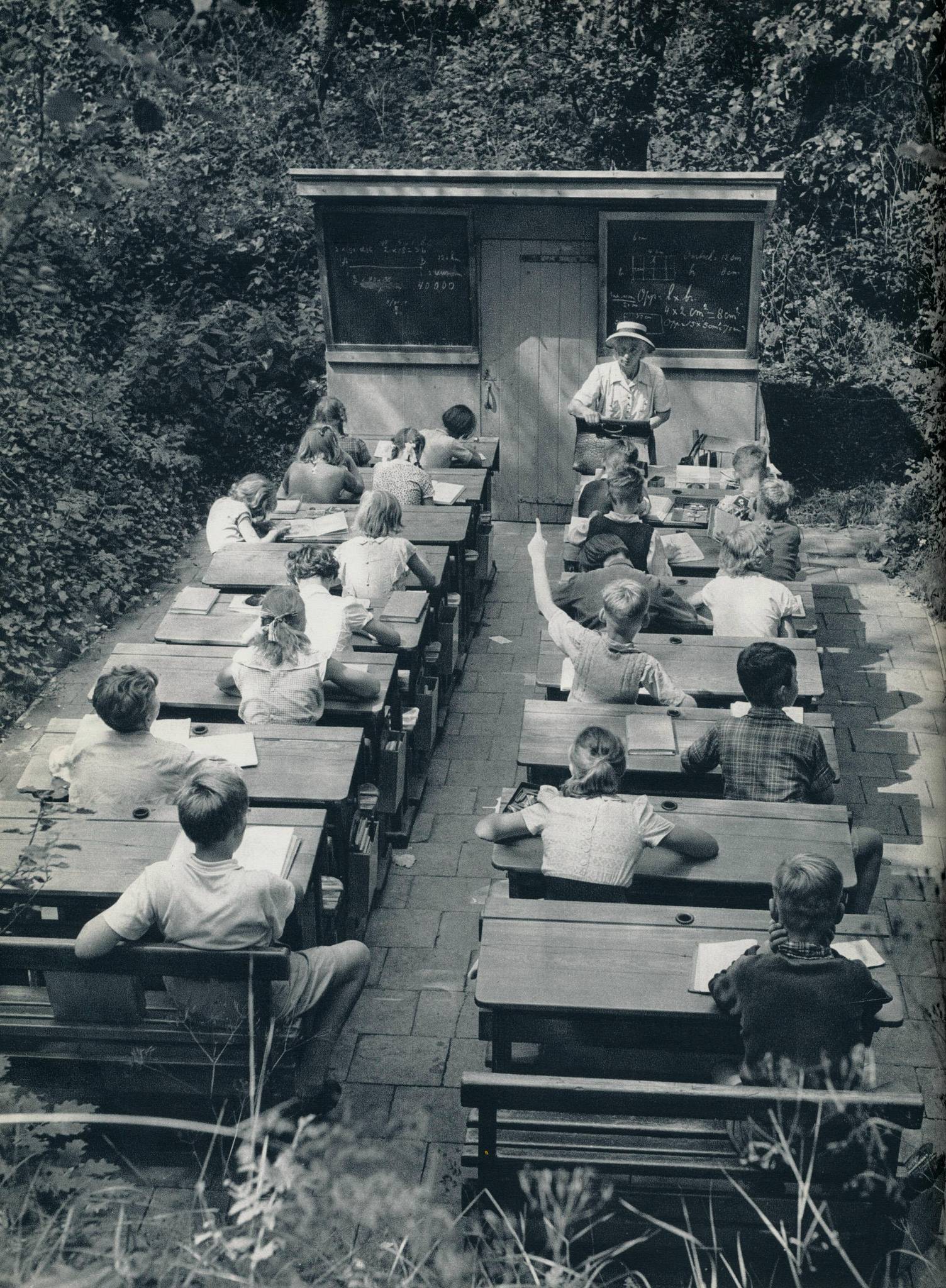 Outdoor classroom in the Netherlands, 1957