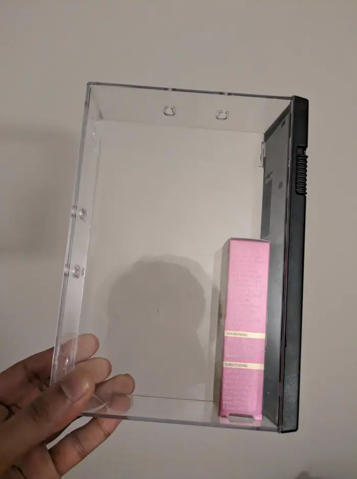 The cons of online shopping.