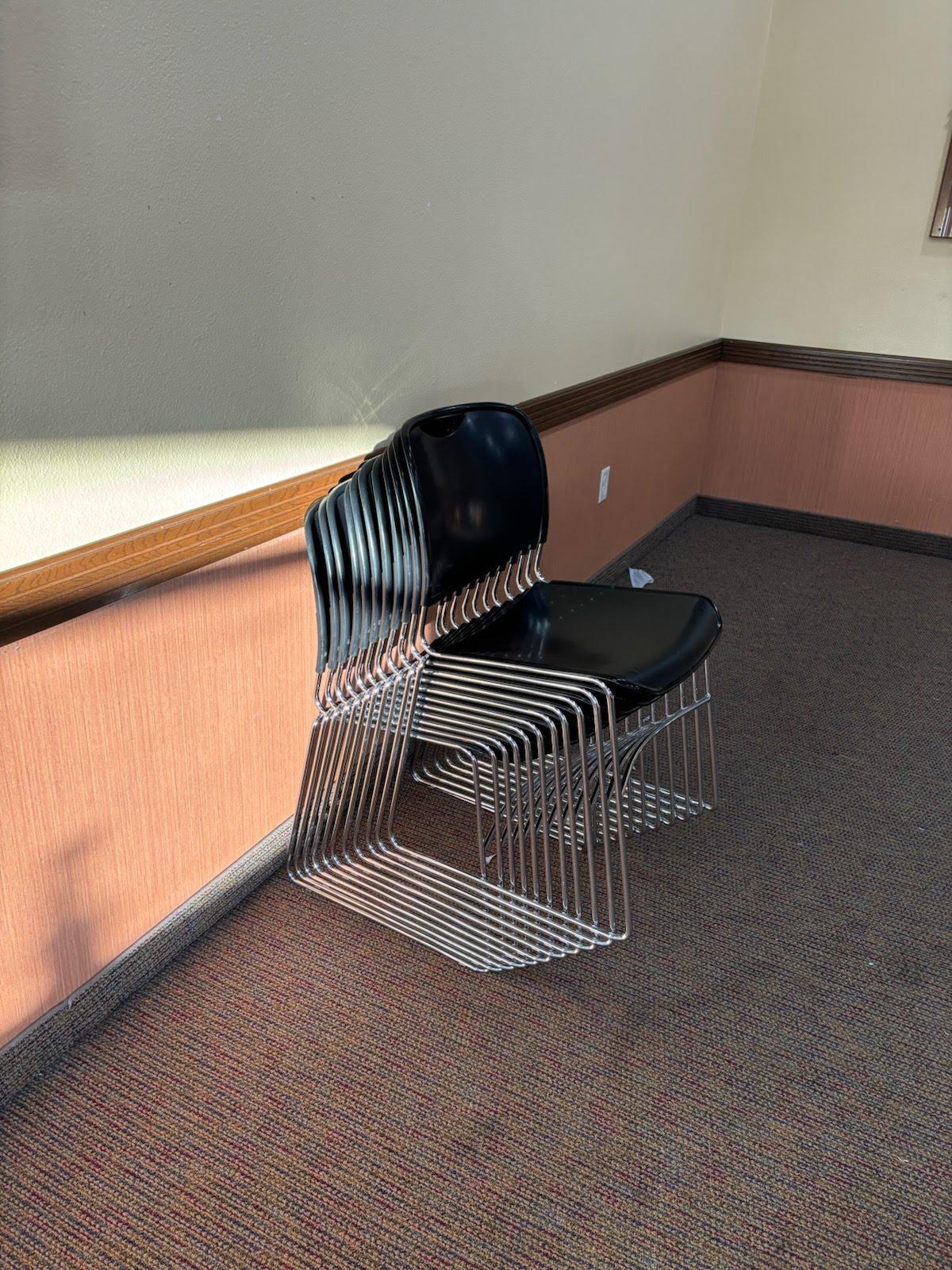 Messing with your depth perception in just one try.