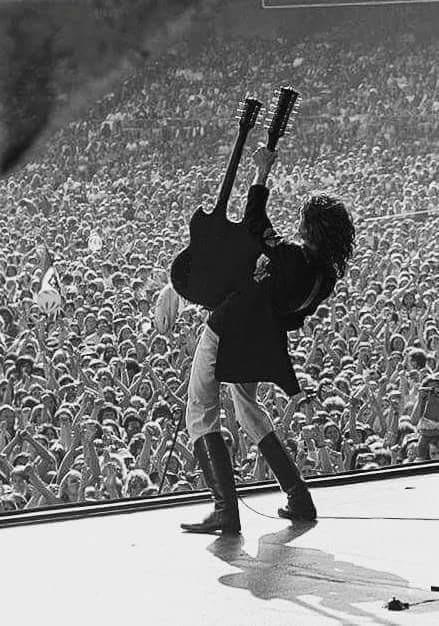 The double-neck guitar that looks like a weapon.