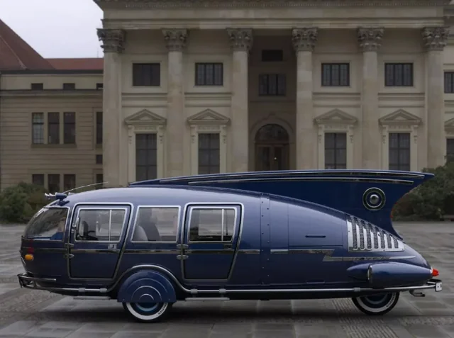 Part limousine, part spaceship.