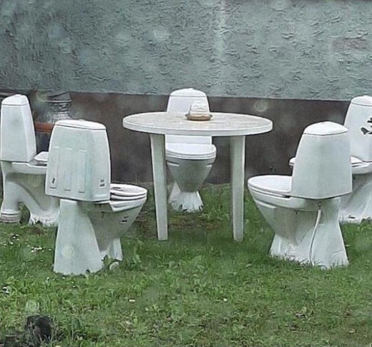 The Round Table of Thrones