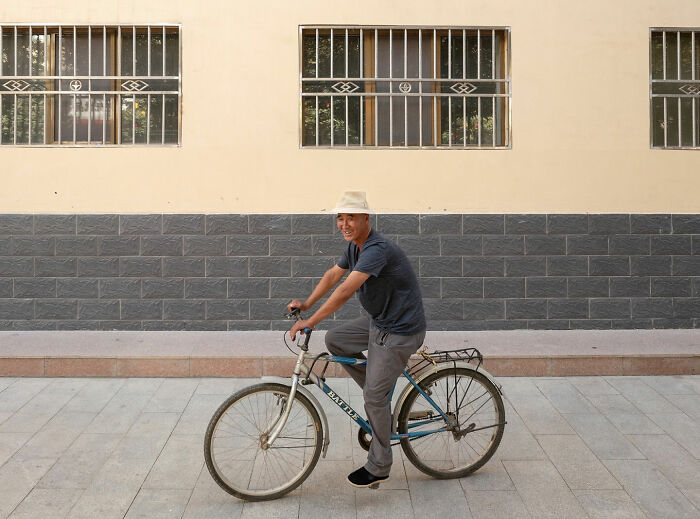 When you're basically part of the wallpaper.