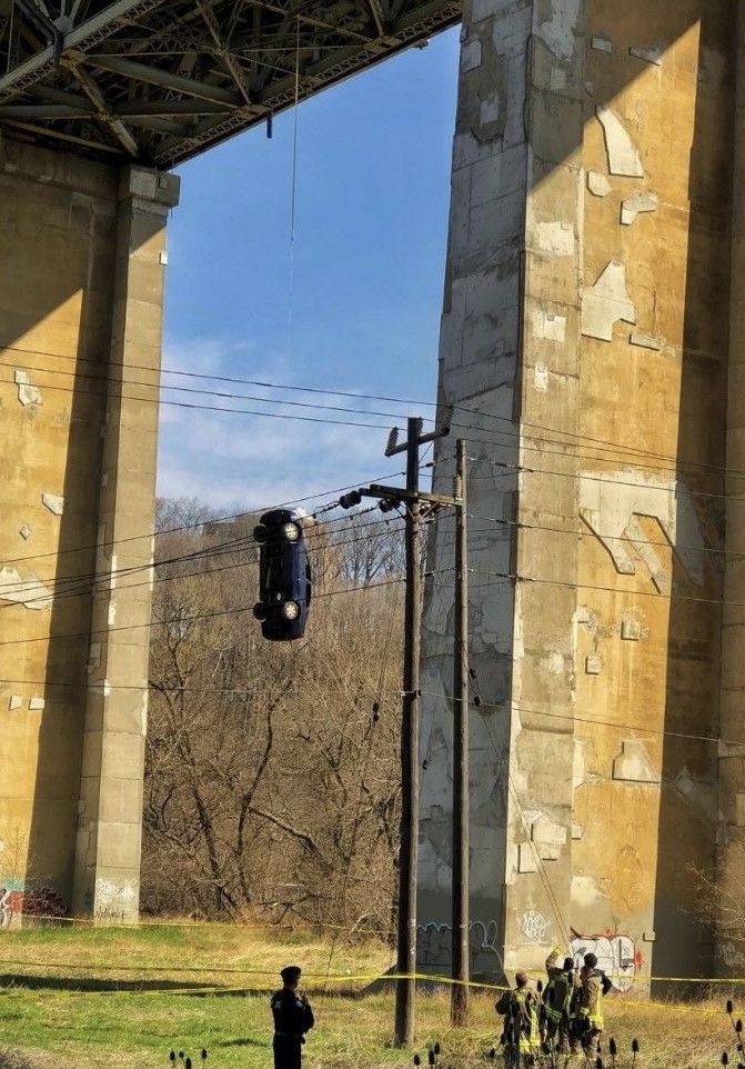 Your Uber's Here. And It's Floating.