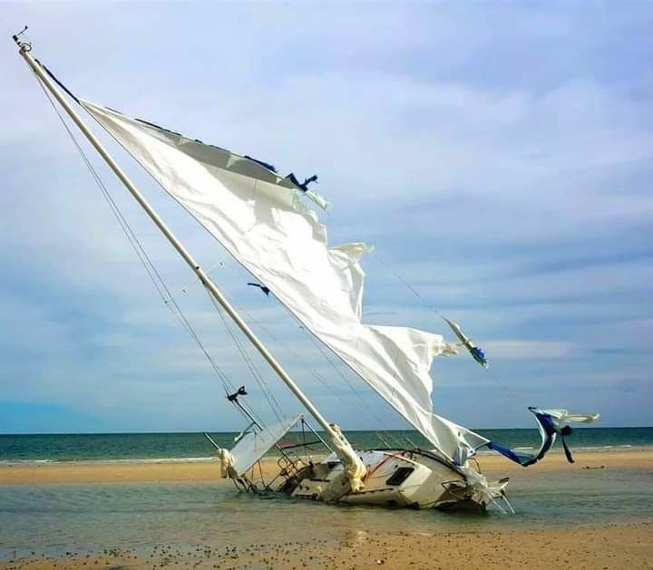 Titanic: Dinghy Edition