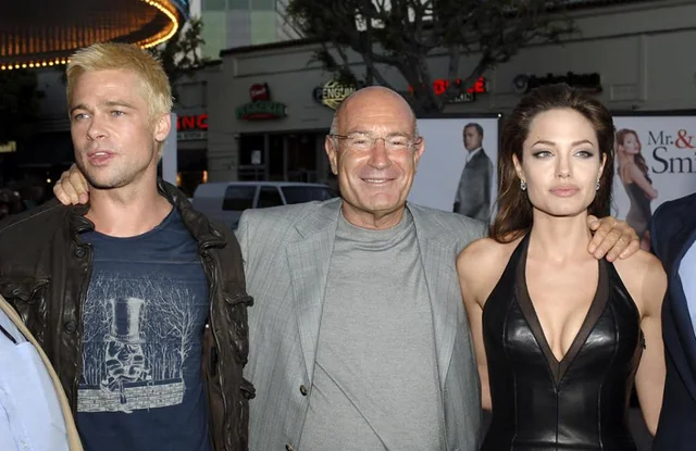 That "we're the hottest couple alive" energy.