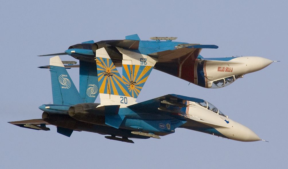 For a second, aviation turns into art.