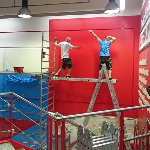 Two Men, One Brain Cell