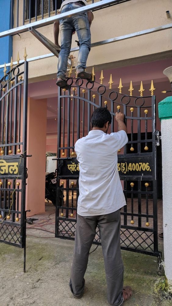 Teamwork Makes the Hospital Work