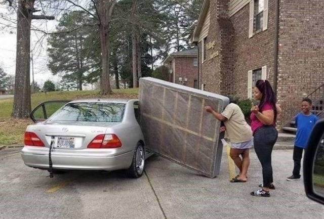 Car Tetris Gone Wrong