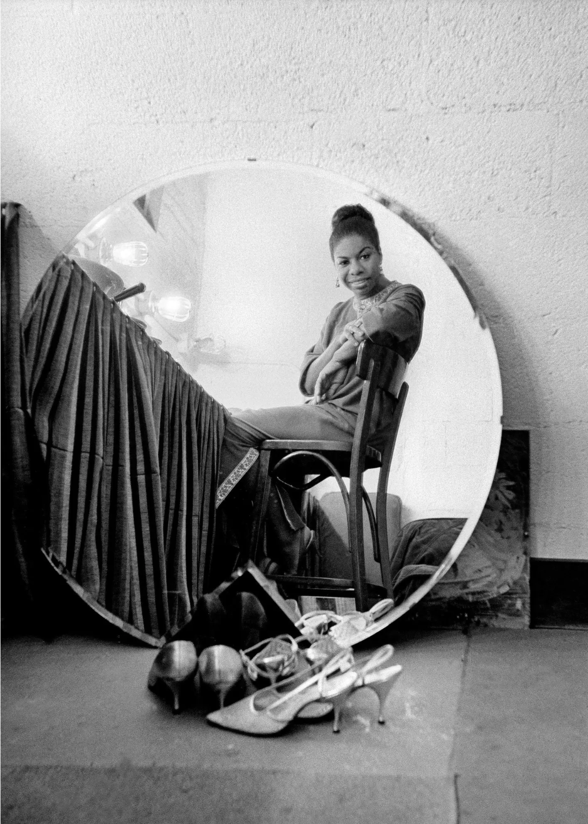 Nina Simone in all elegance before the encore.