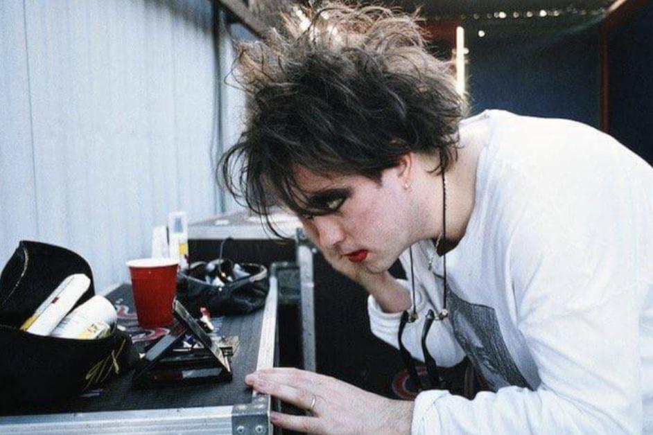 Getting ready in backstage glam.