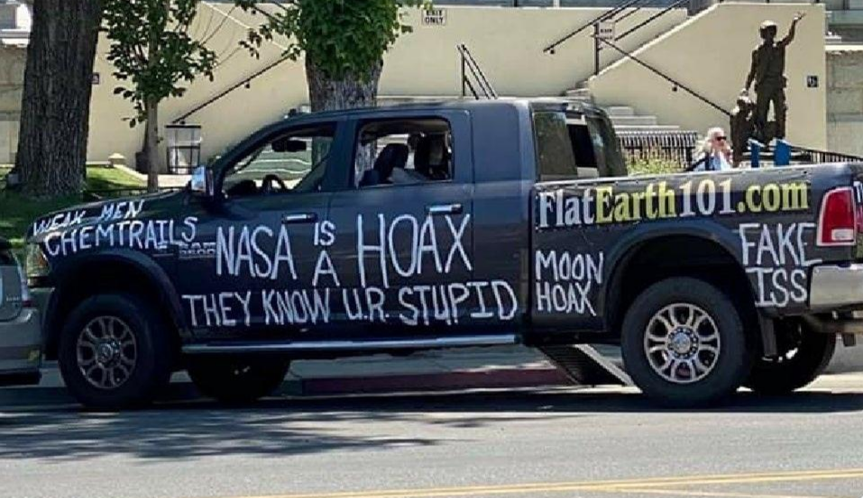 Proof that the bigger the car the less brain cells.