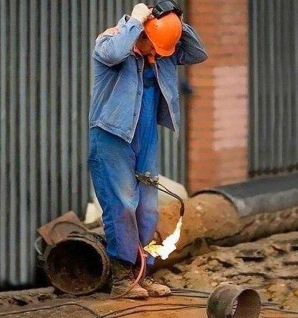 Safety training seems like just a suggestion.