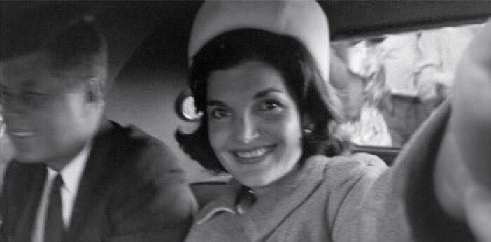 Decades before selfies were a thing, but she managed.