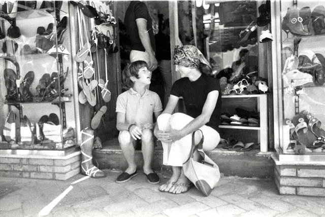 Quiet moments that looked full of glam.