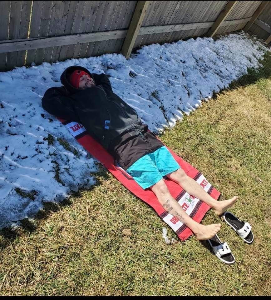 Sunbathing, Minimal Edition