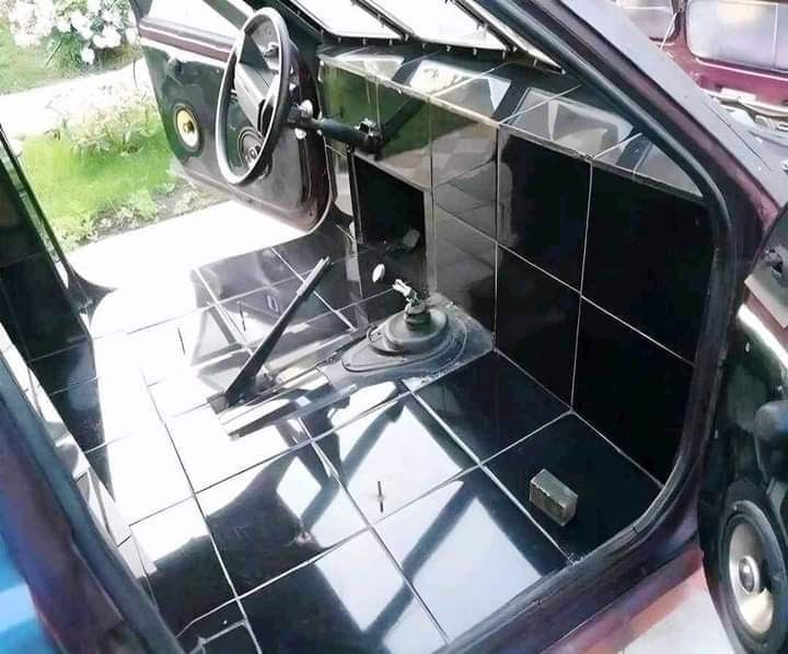 Bathroom Chic on Wheels