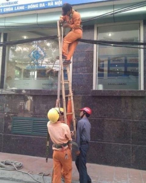 Human Ladder Support System