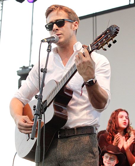 RYAN GOSLING