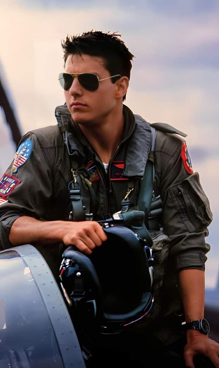 Tom Cruise (80s)