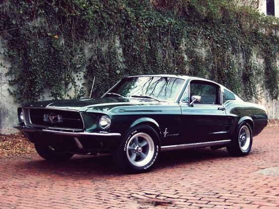 1968 Ford Mustang Fastback (GT 390 “Bullitt”)