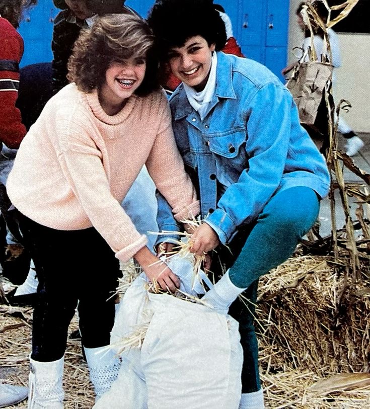 Oversized Sweaters & Leggings