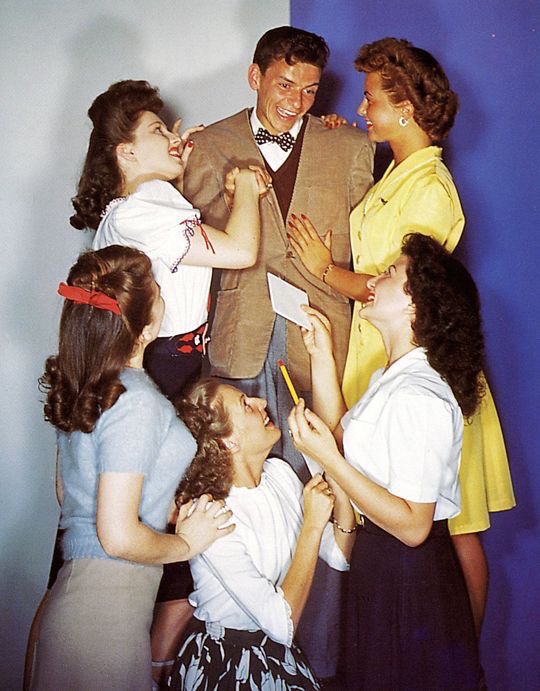 Frank All Girls Around Him