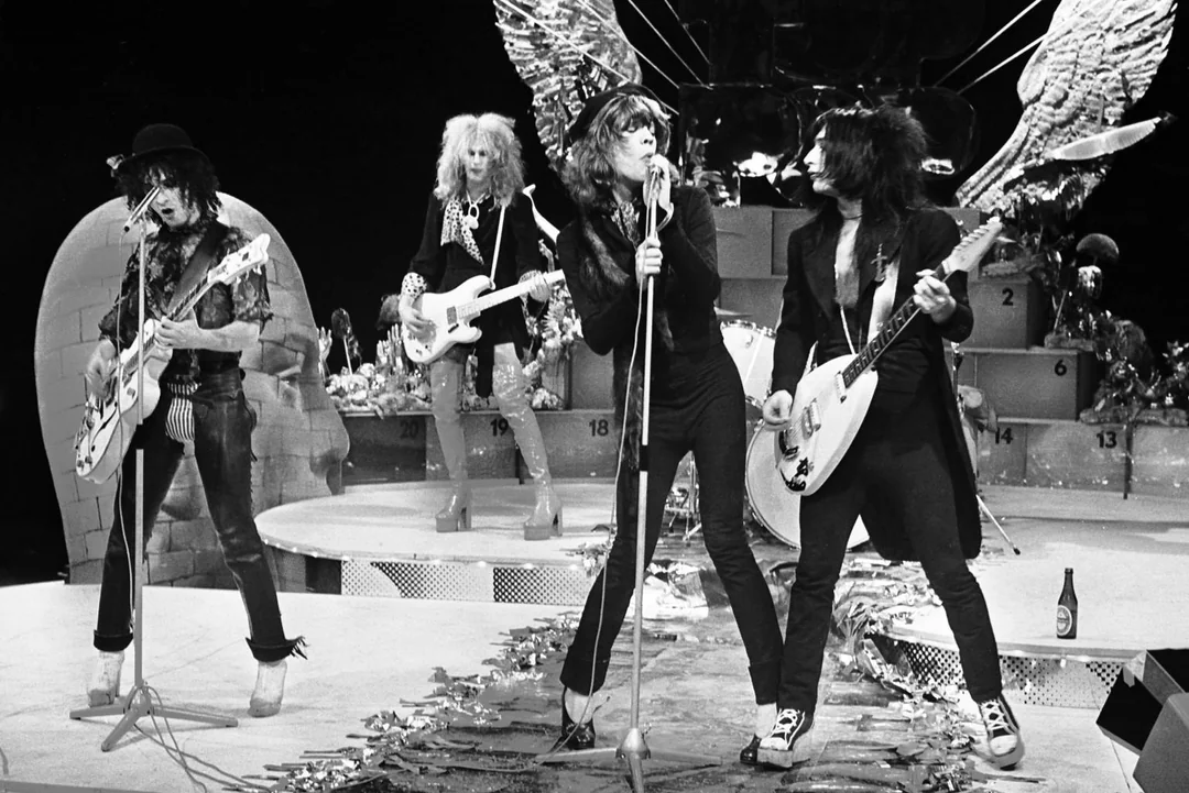 Going to glam war, 1973