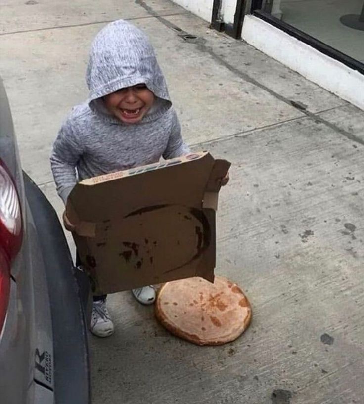Kid Drops Entire Pizza