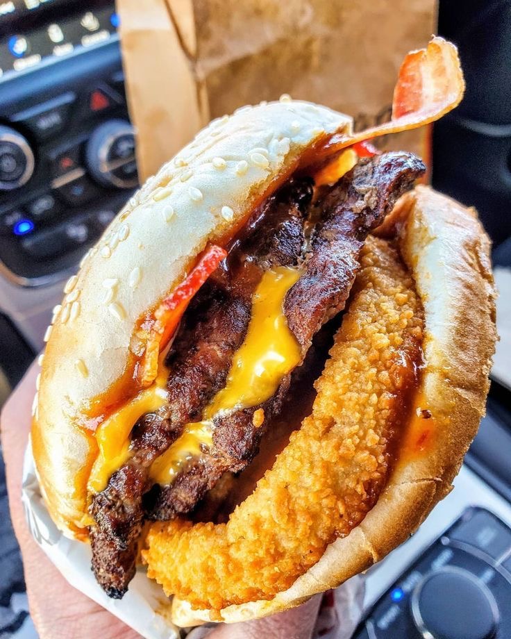 Carl’s Jr. Western Bacon Cheeseburger