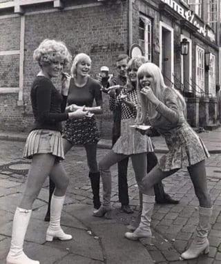 Friends in mini skirts