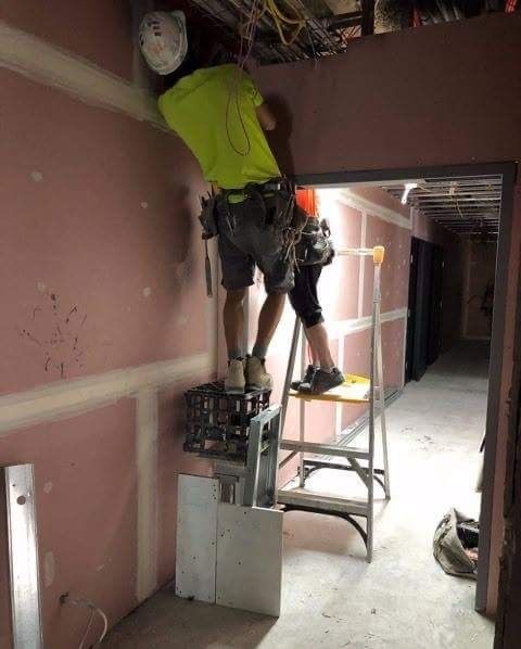 Very Bad Way Of Getting to the Ceiling