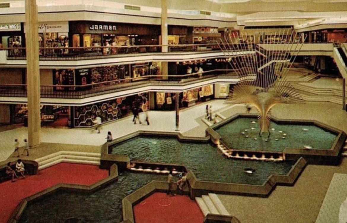 Iconic Mall Design