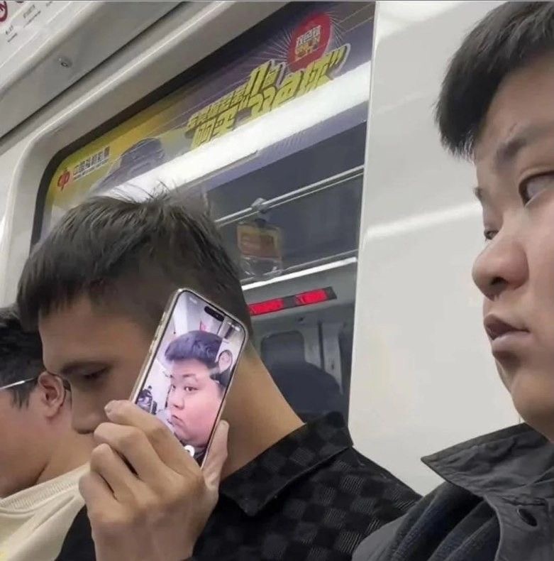 Subway FaceTime